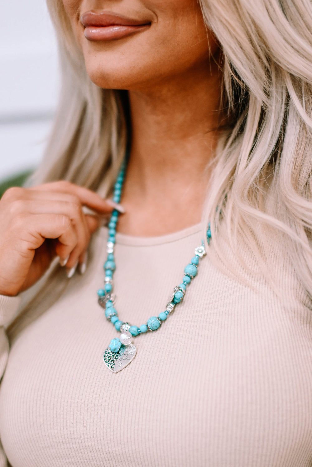 Green Turquoise Love Heart Pendant Beading Necklace